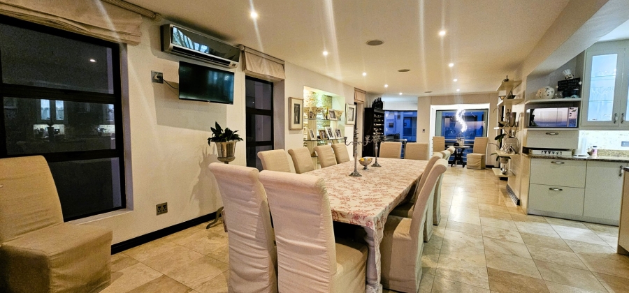 5 Bedroom Property for Sale in Calypso Beach Western Cape